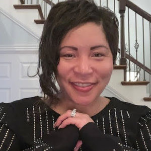 Meet your Posher, Monique